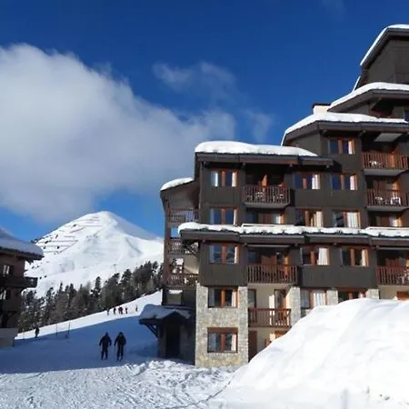 Résidence Le Centaure - Pour 6 Personnes · Aux Pieds · Sur Le De Belle Plagne Mae-0631 *