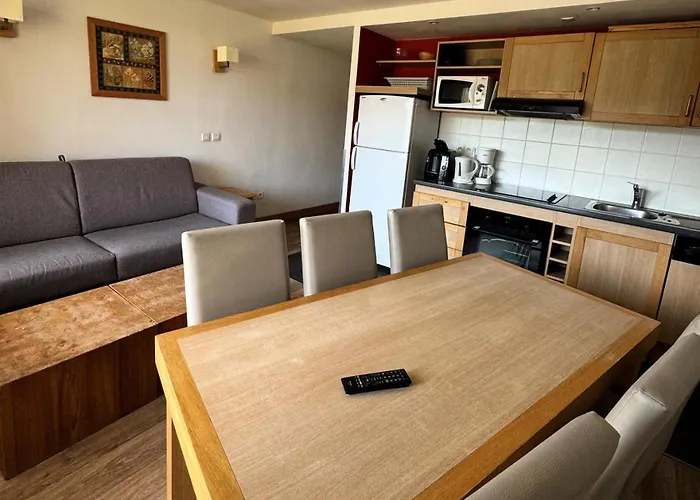 Apartment Le Centaure - Pour 6 Personnes - Aux Pieds - Sur Le De Belle Plagne Mae-0631 *